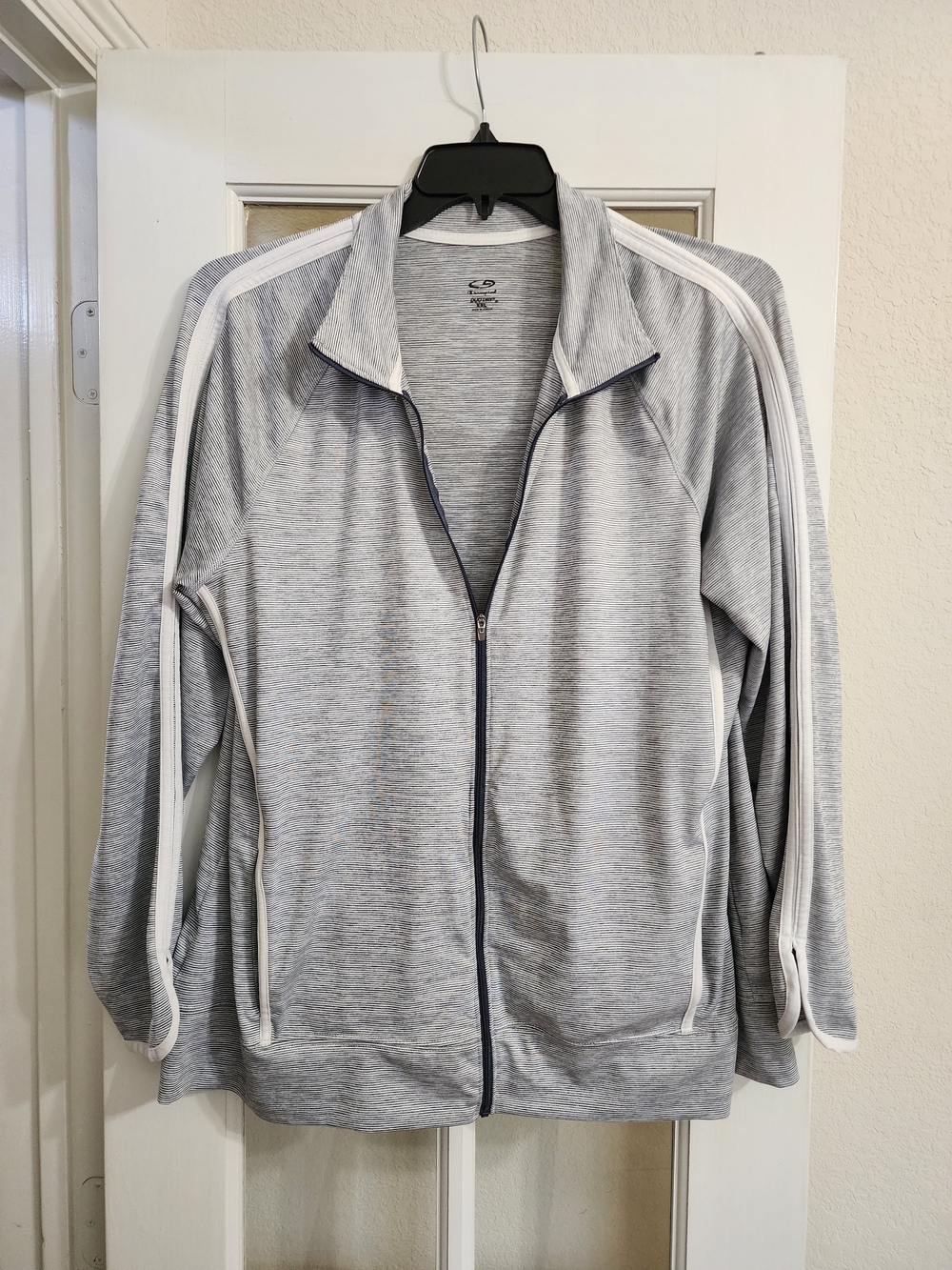 Champion Duo Dry Women's XXL Gray Stripe Zip Jacket Athletic